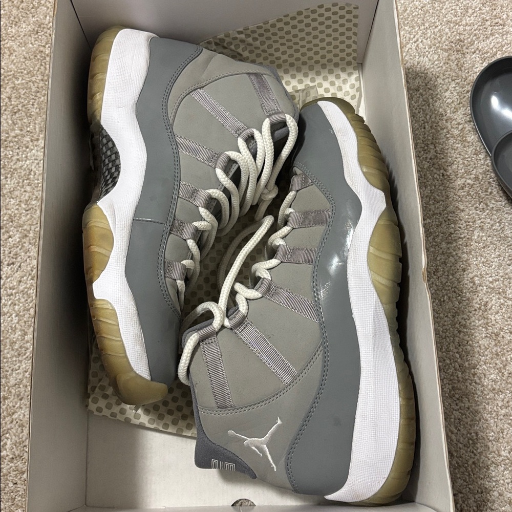 Jordan 11 Retro Cool Grey